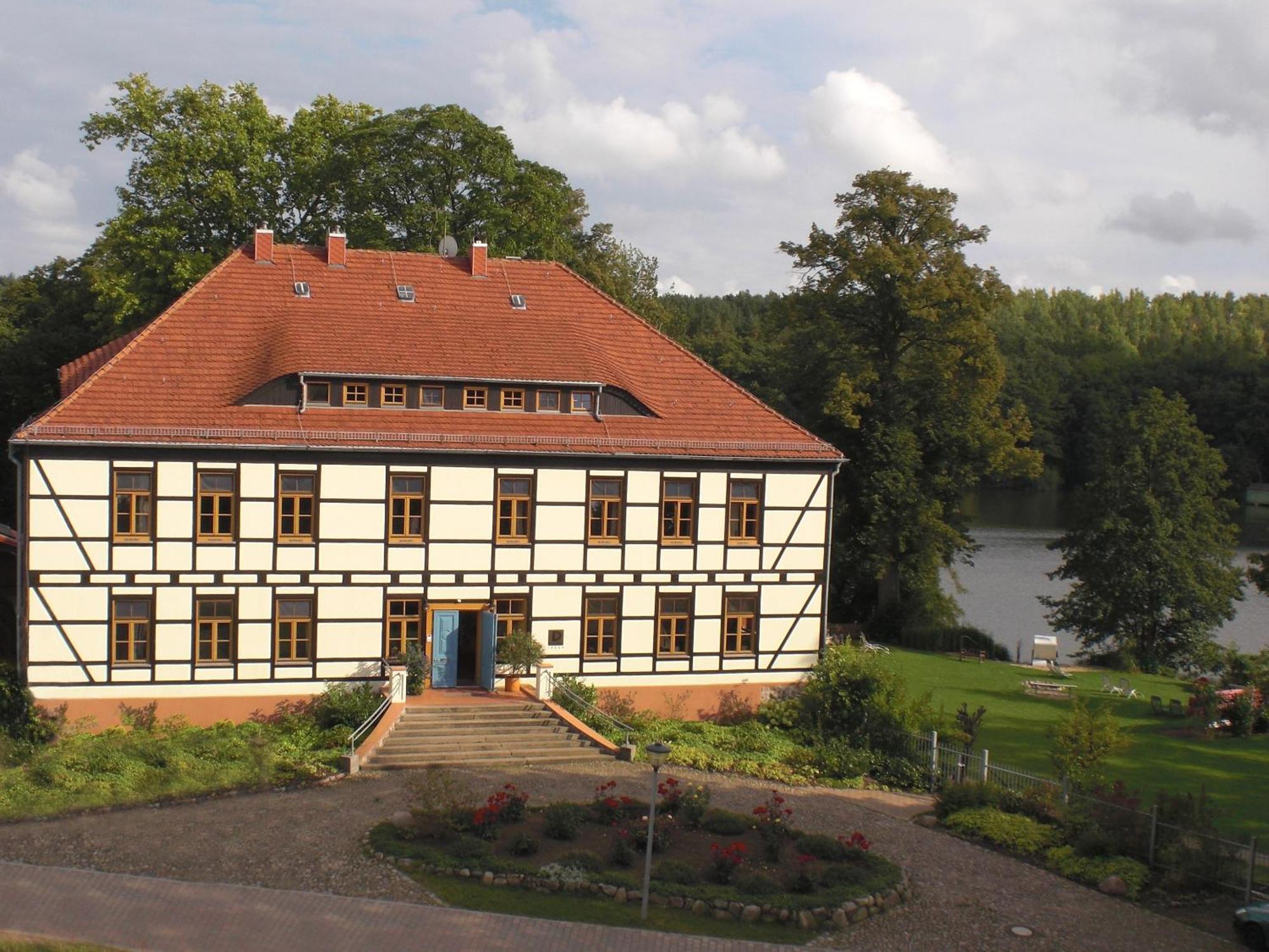 Drostenhaus Feldberg Feldberger Seenlandschaft Buitenkant foto